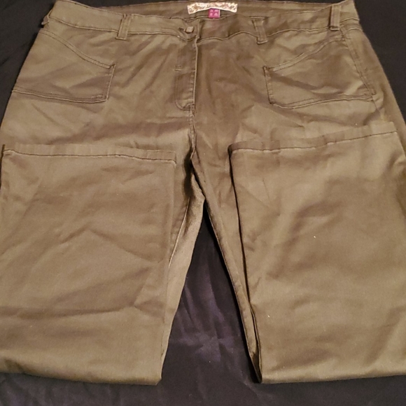 Women plus Olive green Jeans - Picture 1 of 3
